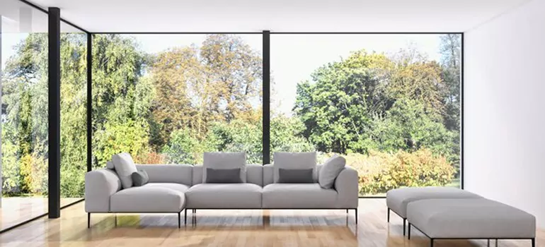 Tilt Out Window in Hunters Creek, FL