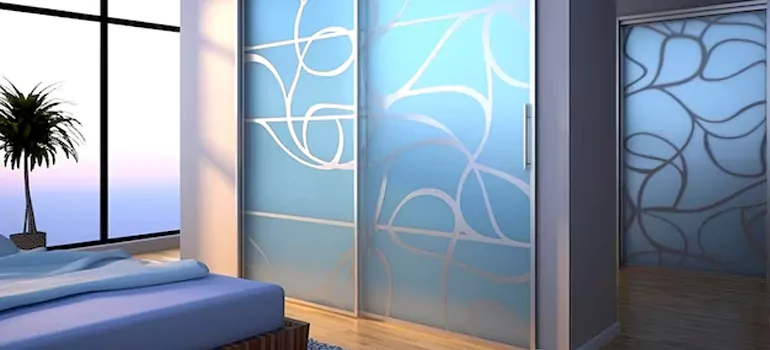 Frosting Glass Cabinet Doors in Hunters Creek, FL